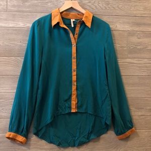 Veneccia Collared Blouse